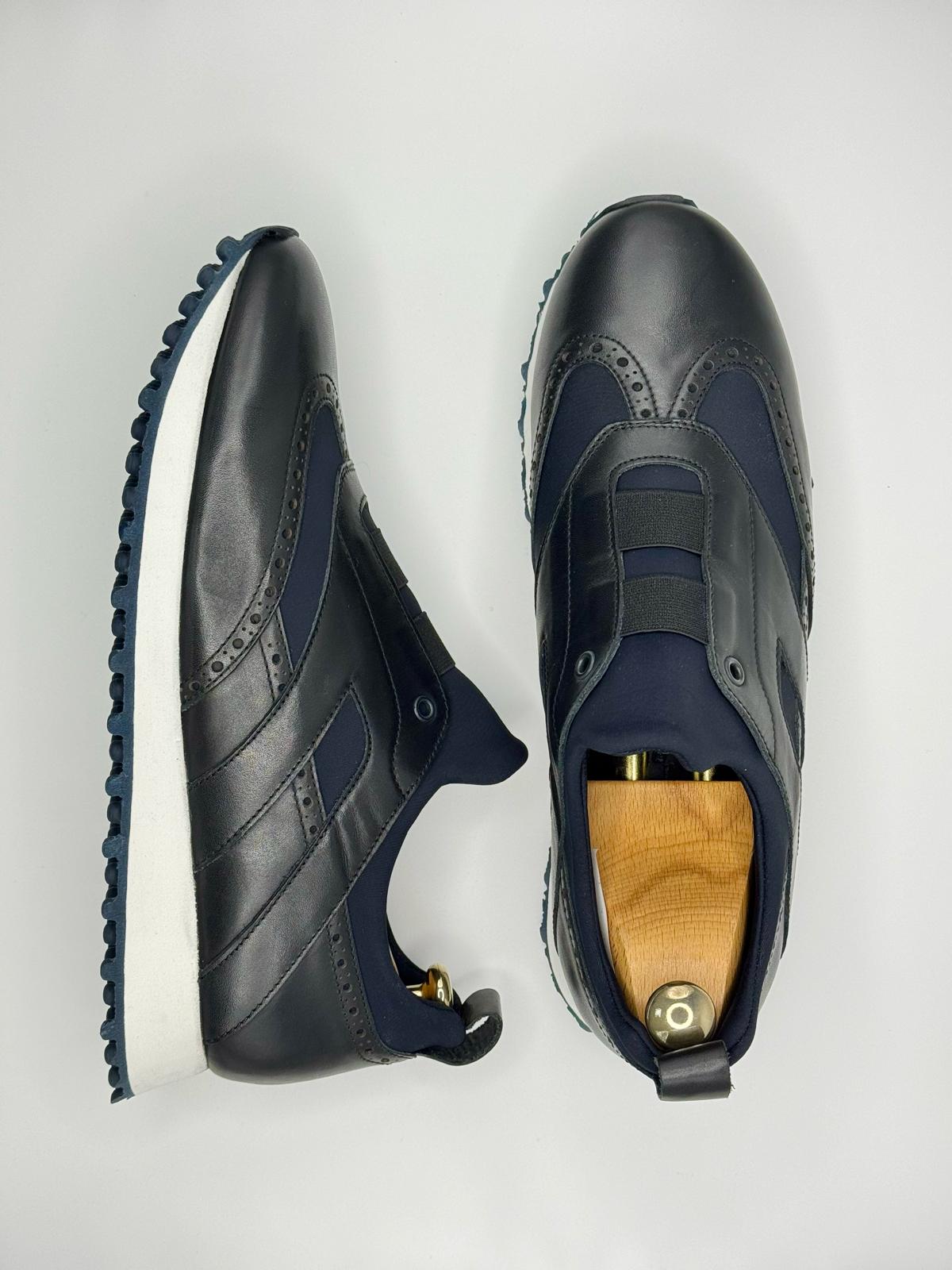 Siyah Deri Spor Ayakkabı